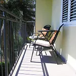 Pensionat House Rozi