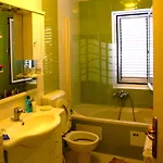 Pensionat House Rozi 3*