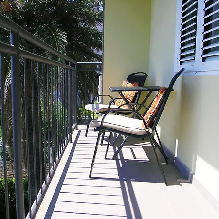 بيت ضيافة House Rozi