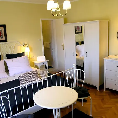 House Rozi 3*