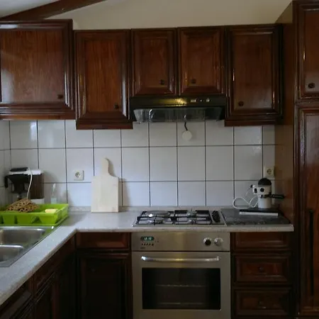 House Rozi Gæstehus 3*