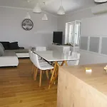 House Rozi 3*