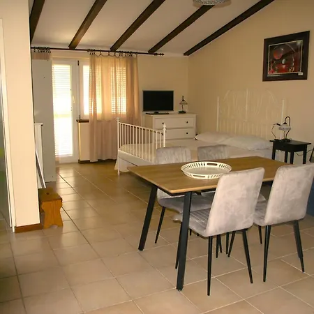 House Rozi