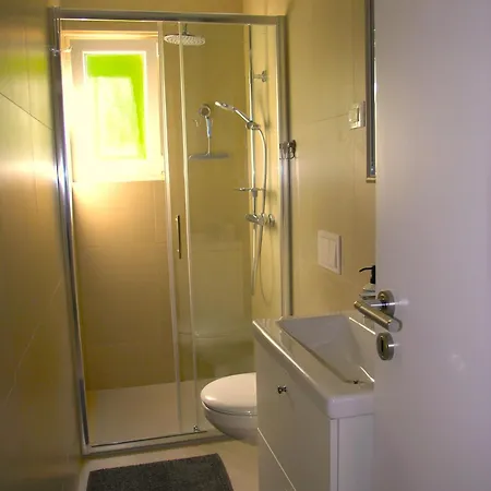 House Rozi 3*