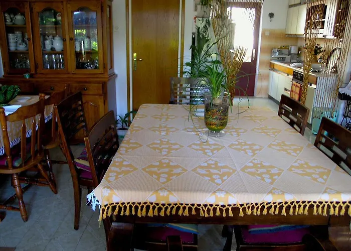 House Rozi 3* Palit